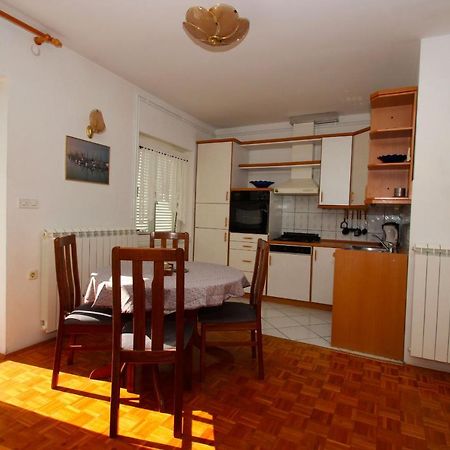 App Blazekovic Apartment Crikvenica Exterior photo