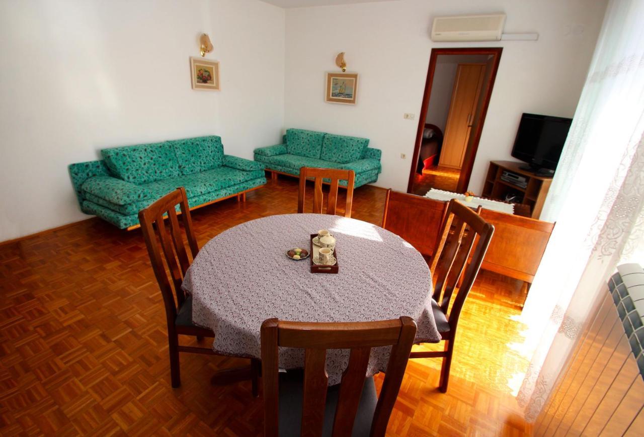 App Blazekovic Apartment Crikvenica Exterior photo